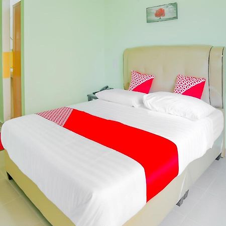 Oyo 90269 Hotel Indorasa 2 Jodoh  ภายนอก รูปภาพ